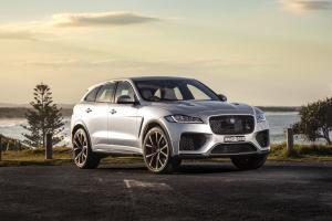 2019 Jaguar F-Pace SVR